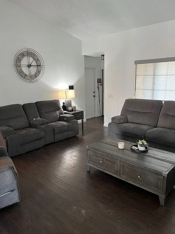 1 bed, 1.0 bath, 150 sqft, $850 — Photo 4
