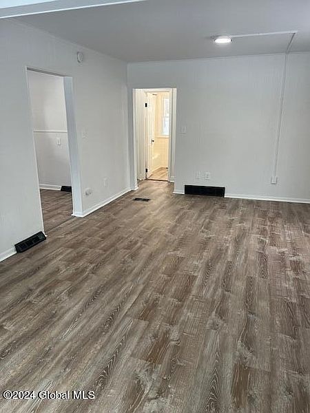 4th image of 2511 2nd Avenue