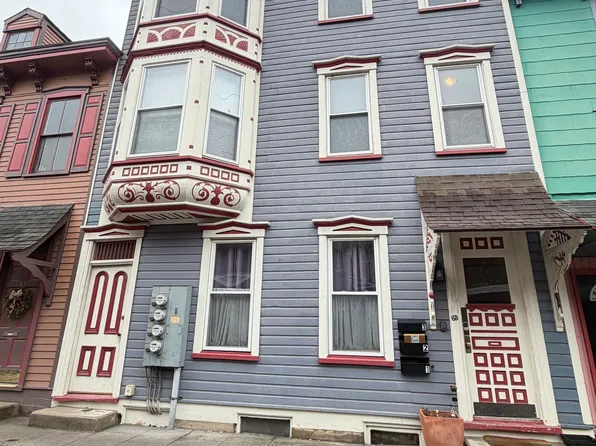 65 Race St APT 1, Jim Thorpe, PA 18229