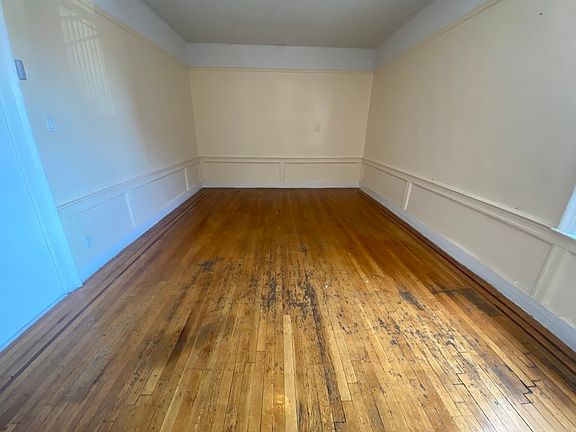 3rd image of 147-03 Northern Blvd #10D