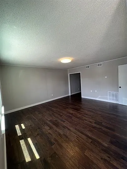 175 Bell Court Drive - 9 — Photo 2