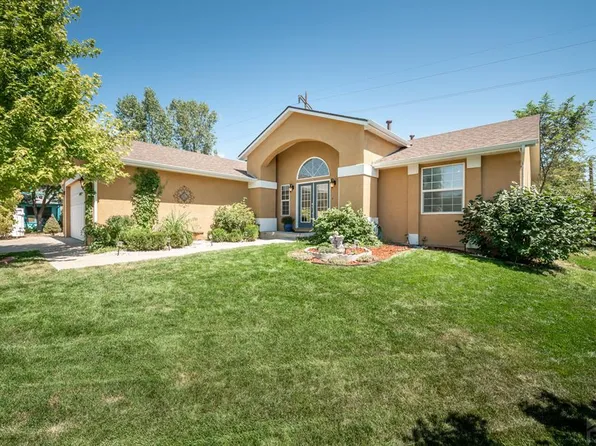 18 Swift Arrow Ct, Pueblo, CO 81001