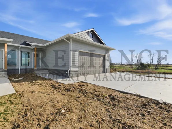 5238 N Pinecrest St, Wichita, KS 67220