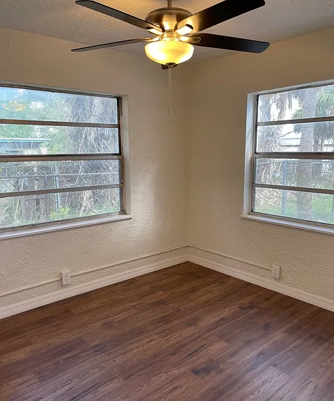 1731 W Saint Louis St — Photo 14
