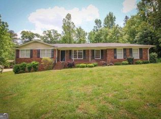 220 Providence Rd, Athens, GA 30606