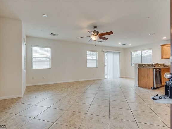 3rd image of 1177 Nightmoss Ave
