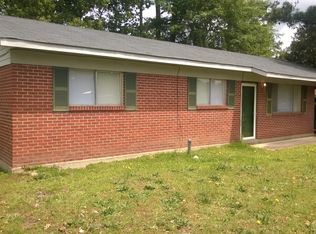 719 Hemlock St, Columbus, MS 39702