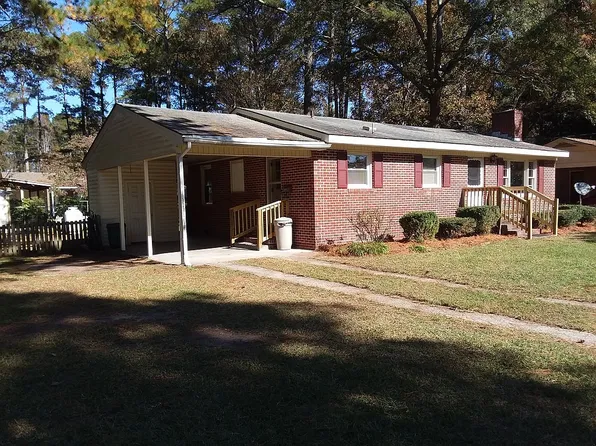 505 Cherry St, Scotland Neck, NC 27874