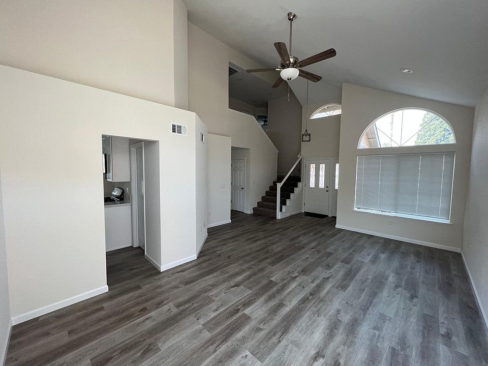 1st image of 1269 Rand Way
