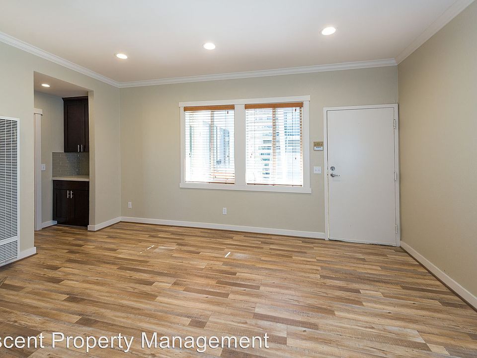 1st image of 3760 33rd St APT 6