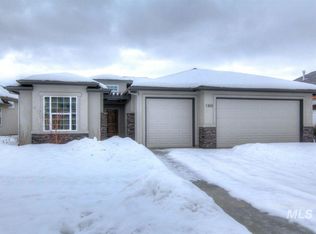 1303 Deer Crest Dr, Meridian, ID 83646