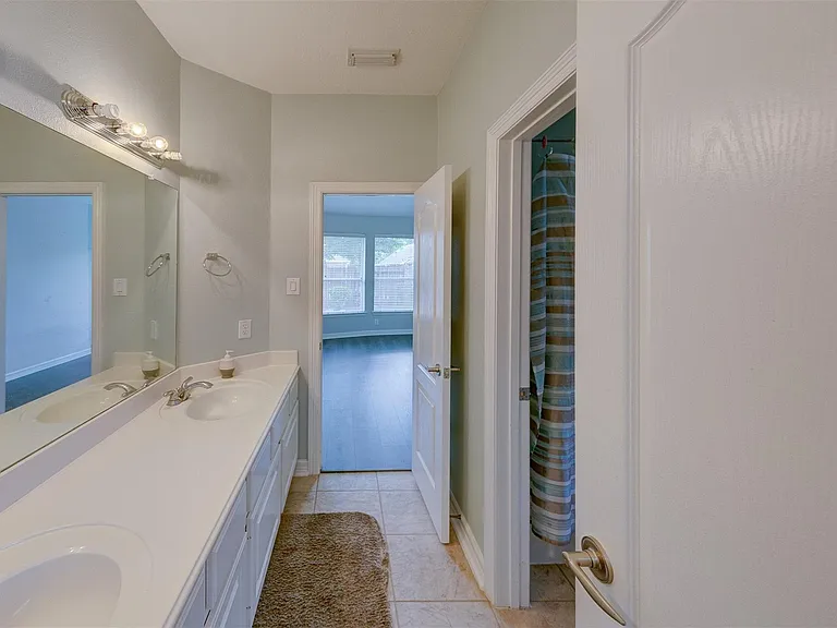 3710 Nathaniel Springs Dr — Photo 42