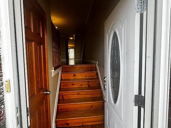 4th image of 14 Austin Ave Floor 2
