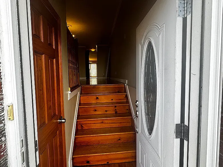 14 Austin Ave #2 — Photo 4