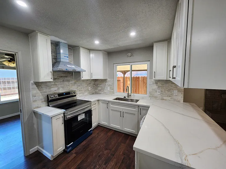 2810 Chauncy Cir — Photo 5