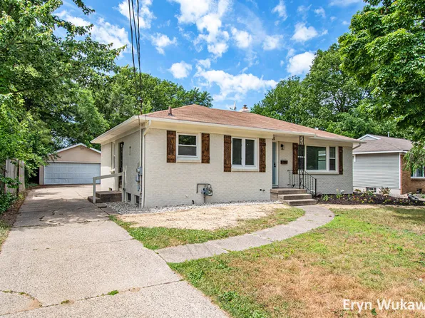 3503 Collingwood Ave SW, Wyoming, MI 49519