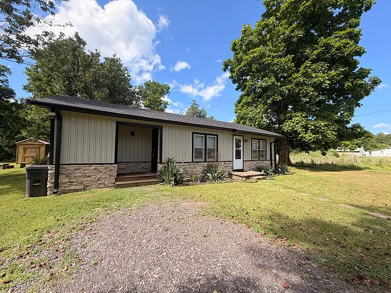 13382 W State Highway 155 — Photo 1
