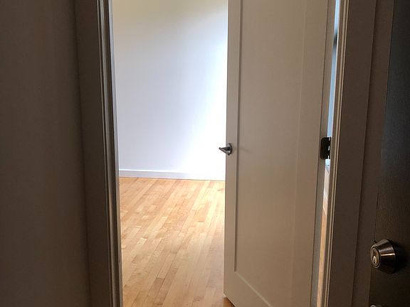 5th image of 2001 Rivermont Ave #107