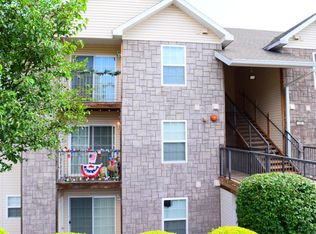 126 Vixen Cir APT C, Branson, MO 65616