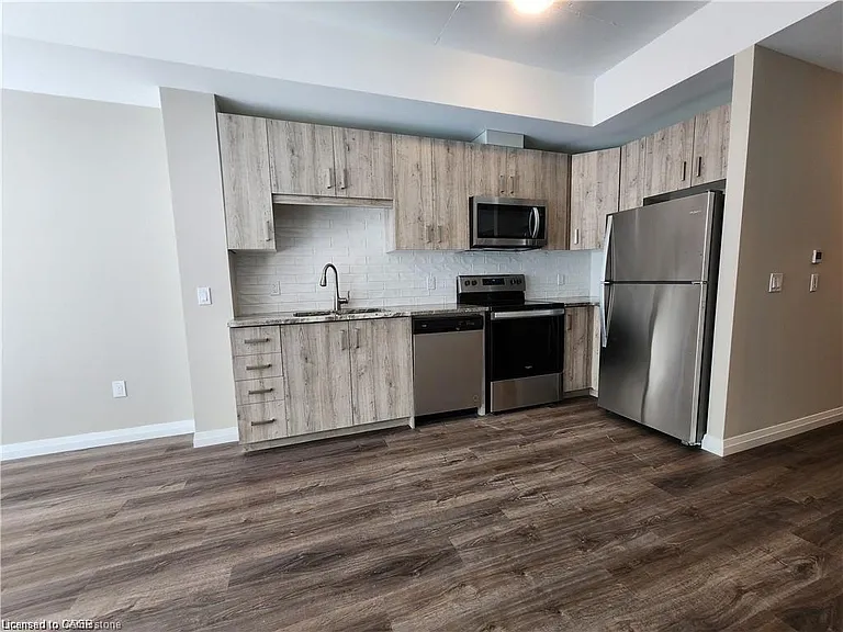 108 Garment St #403 — Photo 6