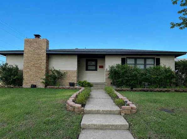 1813 Richway Dr, Ponca City, OK 74601