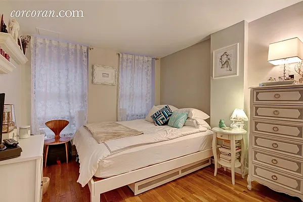 Rented by Corcoran | media 10