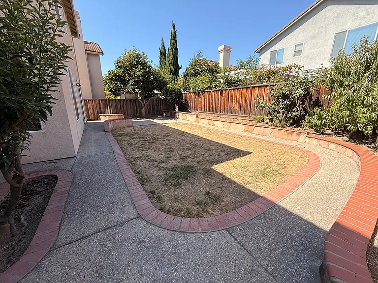 1832 Montage Ct — Photo 26