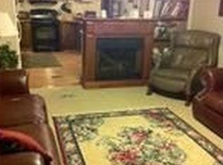 6524 Magnolia Dr, Mabelvale, AR 72103
