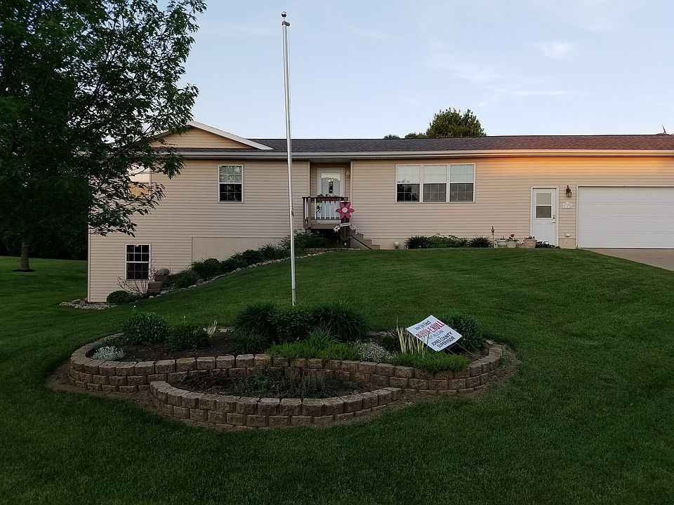 1st image of 21134 Sunset Dr