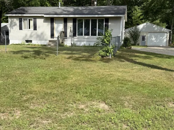 2840 Pillon Rd, Twin Lake, MI 49457