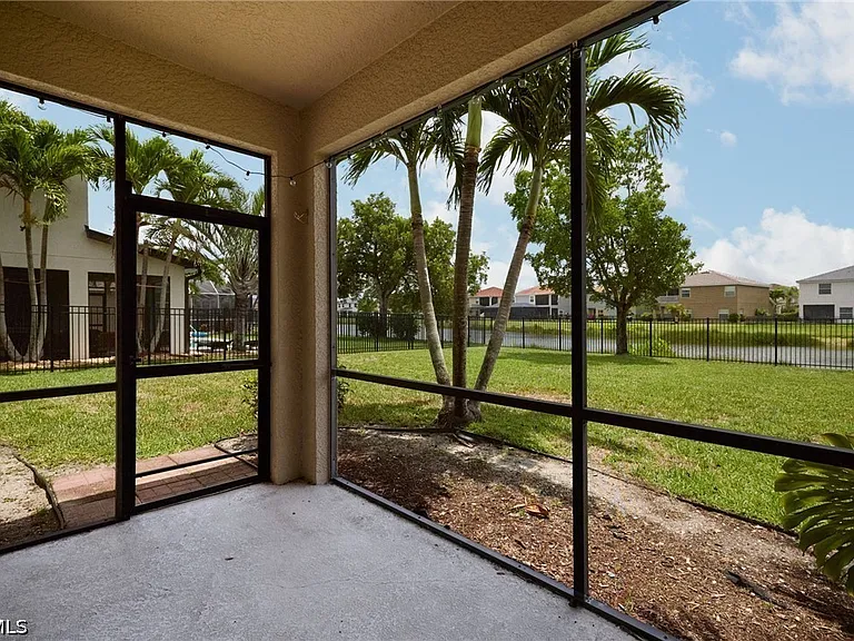 2059 Willow Branch Dr — Photo 20