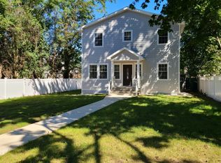 1335 Graham Pl, Teaneck, NJ 07666