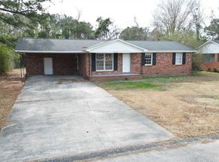 822 E Butler Ln, Florence, SC 29505