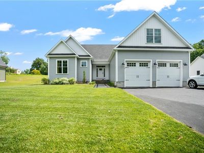16 Woodward Rd, Lincoln, RI, 02865