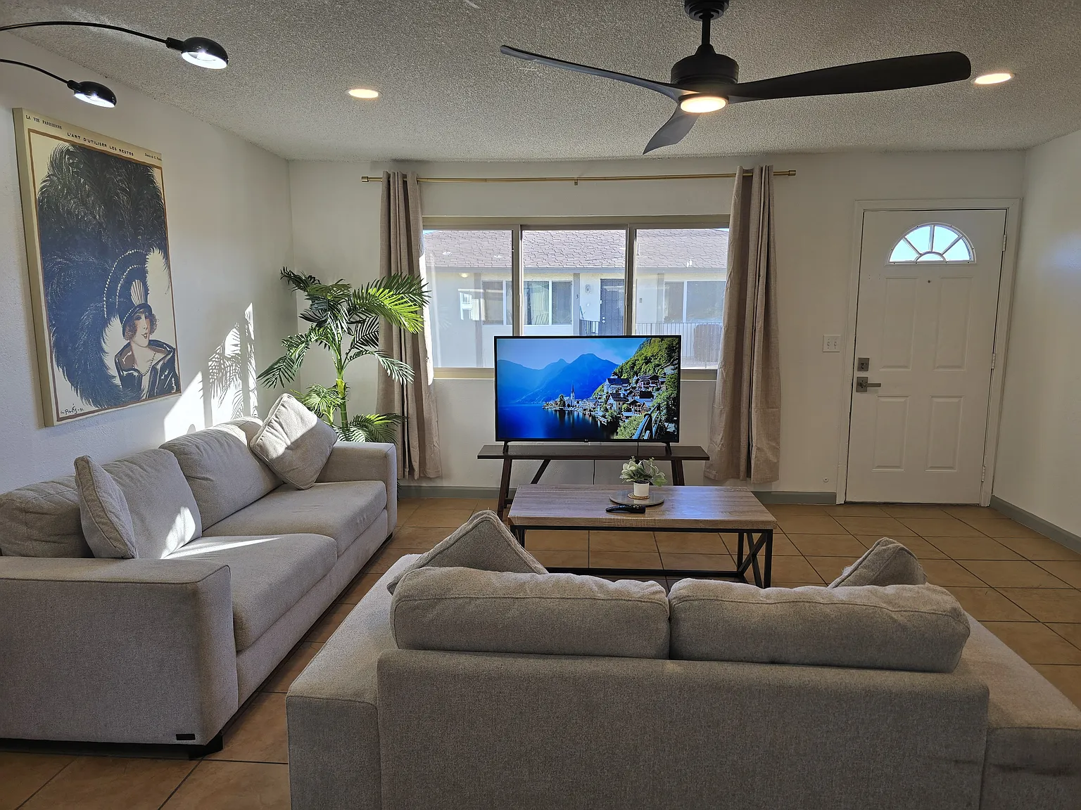 2 bed, 950 sqft, $1,334 — Photo 2