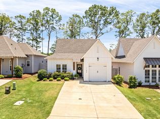 1186 Woodland Cir, Opelika, AL 36801