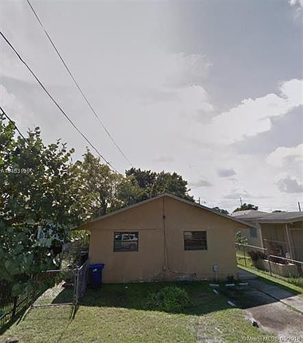 2nd image of 1876 NW 68th Ter