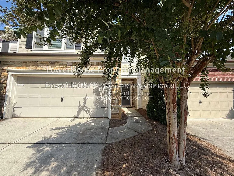 1045 Township Cir — Photo 2