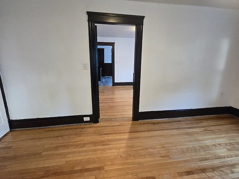 36-38 Fairfield St #2 — Photo 21