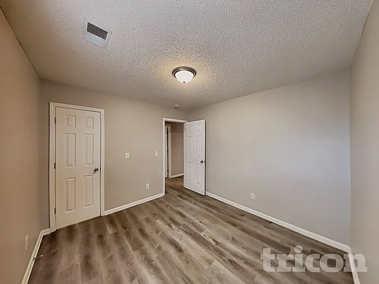 61 Bluebead Ct — Photo 13