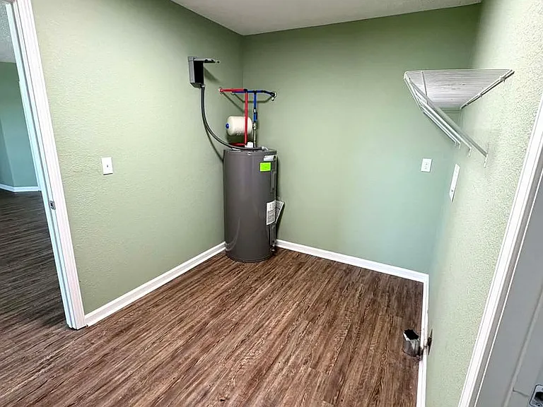 5894 Stovall Rd — Photo 13