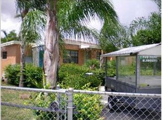 605 NW 10th St, Homestead, FL 33030