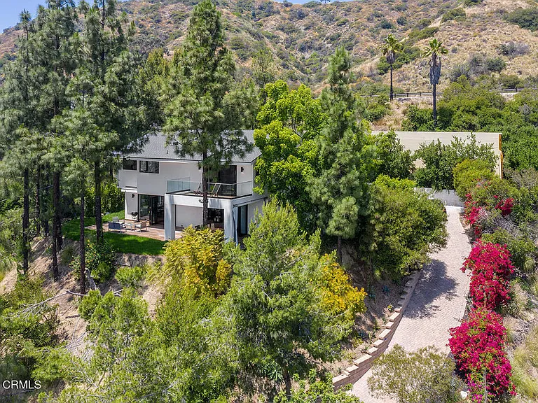 2149 Estes Rd — Photo 34