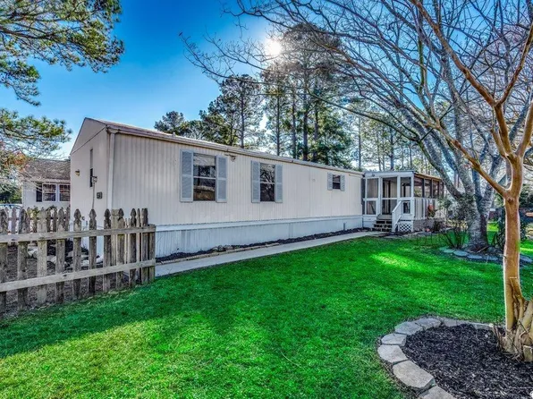 554 Summer Dr., Conway, SC 29526