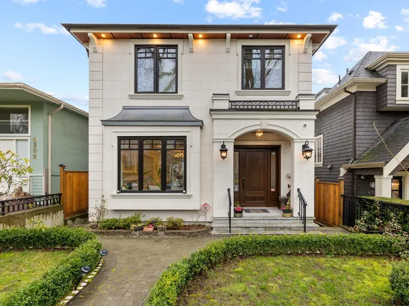 4307 W 13th Ave, Vancouver, BC V6R 2V1
