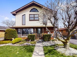 6432 103rd St, Chicago Ridge, IL 60415