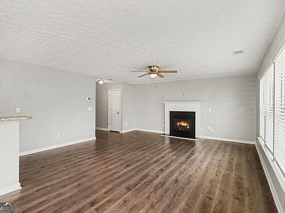 4th image of 48 Chalet Xing
