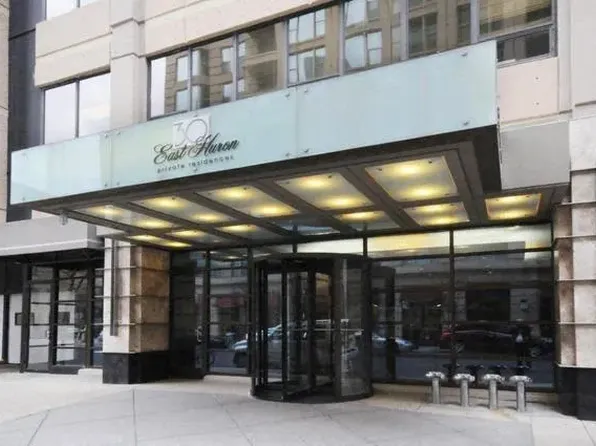 30 E Huron St APT 3407, Chicago, IL 60611
