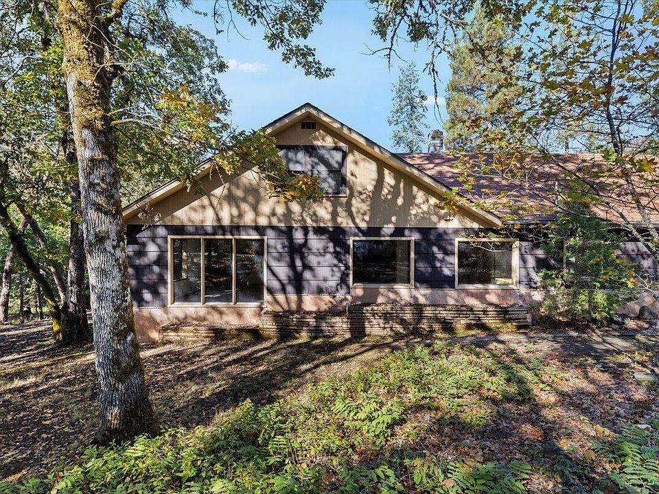 1st image of 334 NW Scenic Dr