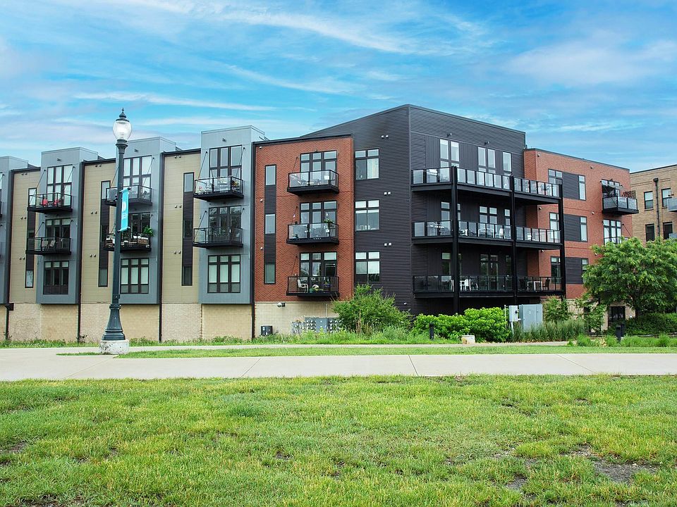 1st image of 250 State St APT 402